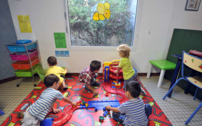 Covid-19 : le secteur de la petite enfance attend de nouvelles règles