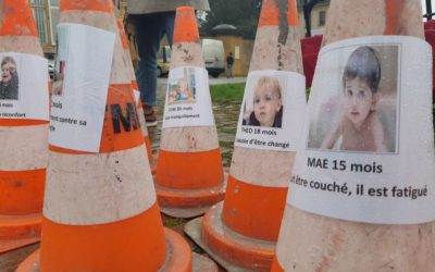 « La couche est pleine » : les employés des crèches manifestent à Metz contre la réforme du mode d’accueil